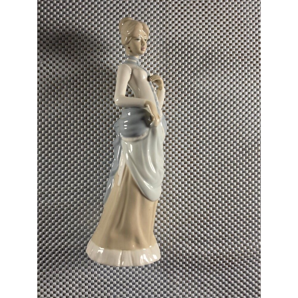 NAO Cascades by Lladro Porcelain Lady Figurine Blue Dress Made in Spain 11"